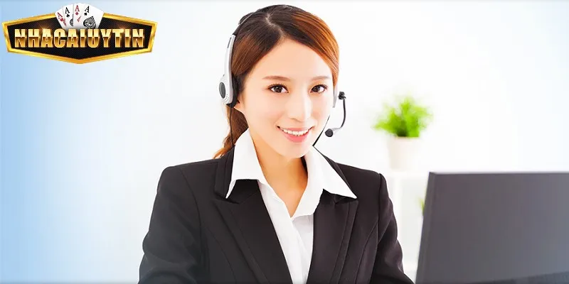 Chúng tôi đào tạo đội ngũ tư vấn viên chuyên nghiệp Chúng tôi đào tạo đội ngũ tư vấn viên chuyên nghiệp